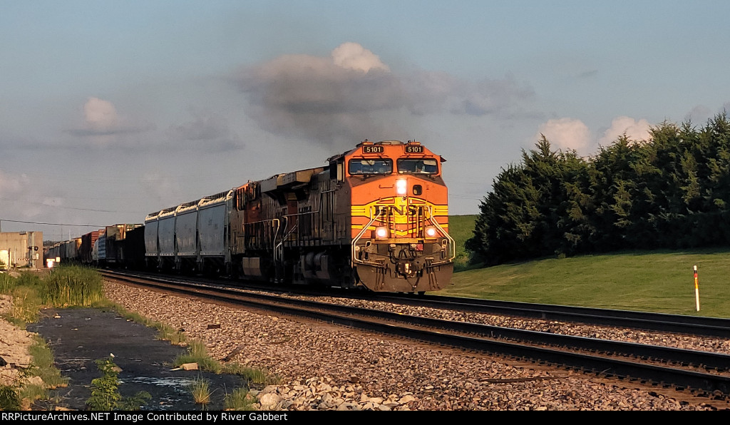 BNSF 5101